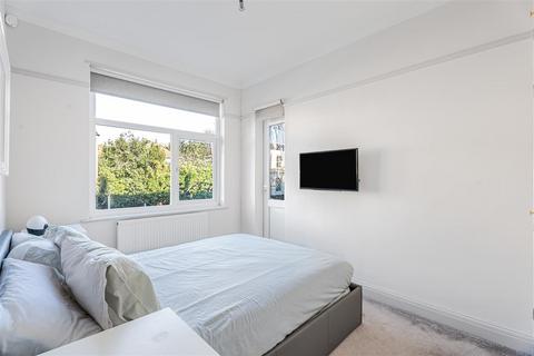 2 bedroom property for sale, East End Road, London N3