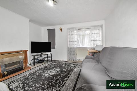 2 bedroom apartment for sale, Amberden Avenue, Finchley Central N3