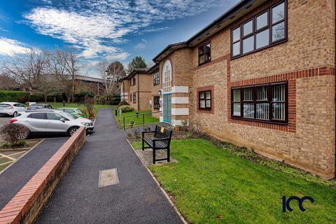 1 bedroom flat for sale, Abbs Cross Gardens, Hornchurch
