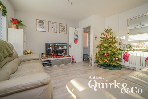 3 bedroom detached house for sale, Harvest Road, Canvey Island, SS8