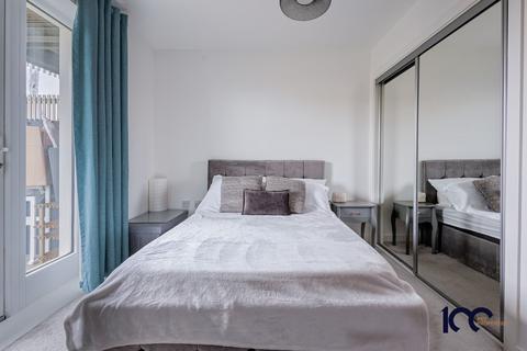 1 bedroom apartment for sale, Samuel Garside House, Barking