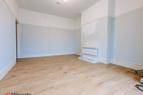 1 bedroom in a house share to rent, Seaforth Road, Westcliff-On-Sea SS0