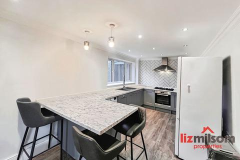 3 bedroom end of terrace house for sale, High Street, Newhall DE11