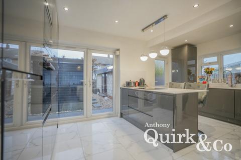 3 bedroom detached house for sale, Furtherwick Road, Canvey Island, SS8