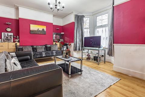 undefined, Markhouse Road, Walthamstow, E17