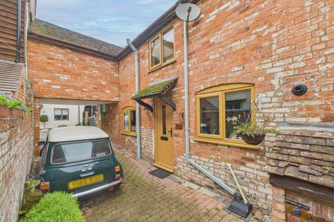 3 bedroom terraced house for sale, Backfields, Upton-Upon-Severn