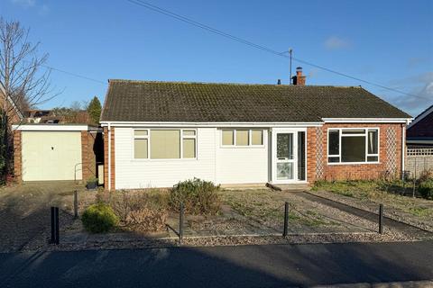 3 bedroom detached bungalow for sale, Geneva Avenue, Malvern