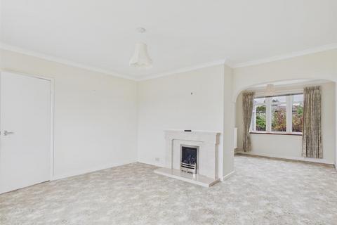 3 bedroom detached bungalow for sale, Geneva Avenue, Malvern
