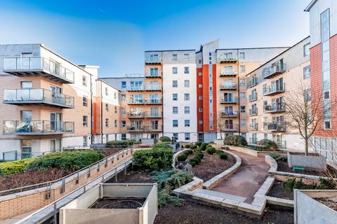1 bedroom flat for sale, Imperial Heights, Queen Mary Avenue, South Woodford, E18