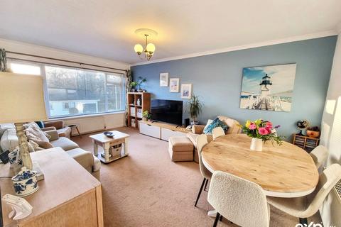 undefined, Weavers Way, Newton Abbot TQ12