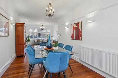 4 bedroom detached house for sale, Kings Drive, Thames Ditton, KT7