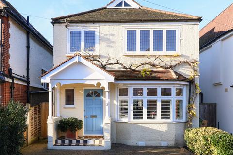 undefined, Kings Drive, Thames Ditton, KT7
