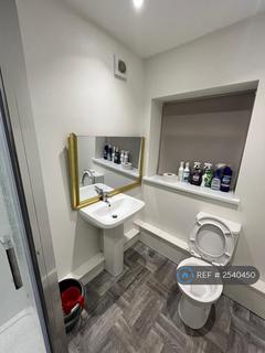 1 bedroom in a flat share to rent, George Street, Newcastle Under Lyme, ST5