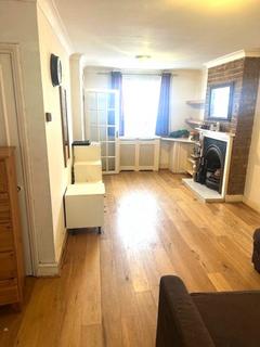 3 bedroom end of terrace house for sale, Maudesville Cottages Ealing London W7