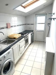 3 bedroom end of terrace house for sale, Maudesville Cottages Ealing London W7