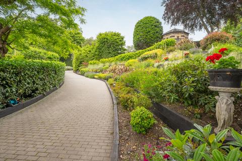 6 bedroom detached house for sale, St. Anns Hill Road, Chertsey, KT16