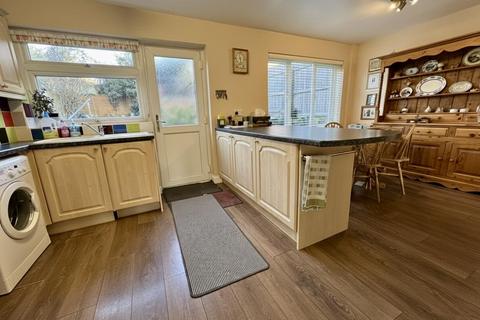 3 bedroom semi-detached house for sale, Nether Court, Halstead