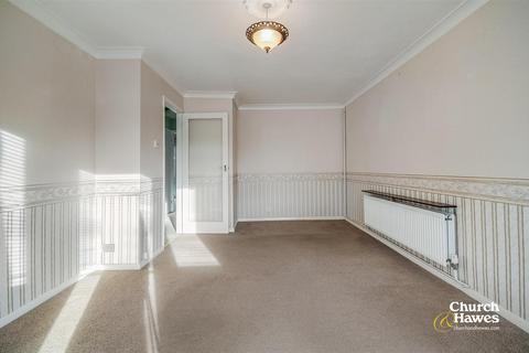 undefined, Holly Close, Burnham-On-Crouch