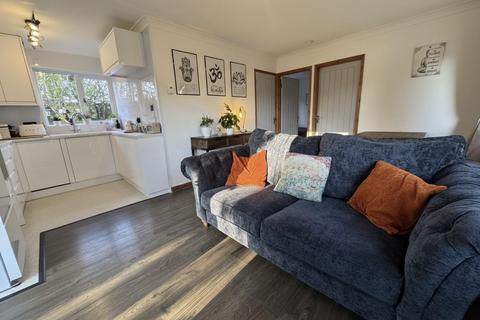 2 bedroom bungalow for sale, The Plovers, St Lawrence