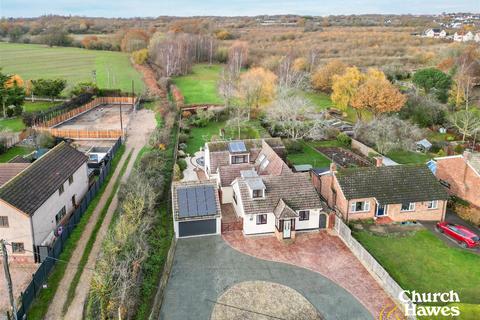 4 bedroom detached house for sale, Maldon Road, Tiptree