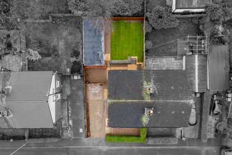 3 bedroom semi-detached house for sale, Kirkstall Mount, Leeds LS5