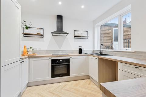 3 bedroom semi-detached house for sale, Kirkstall Mount, Leeds LS5