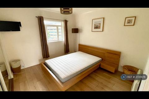 1 bedroom flat to rent, Southgate, London, N14
