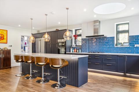 undefined, Hollies Close, Norwood Grove SW16