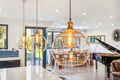 undefined, Hollies Close, Norwood Grove SW16