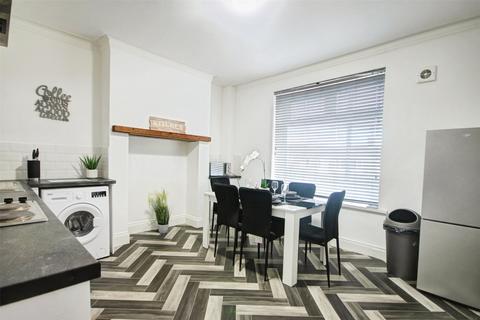 4 bedroom terraced house for sale, St. Pauls Terrace, West Pelton, Stanley, DH9