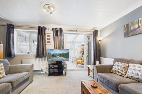 2 bedroom semi-detached house for sale, Calshot Place, Calcot, Reading, RG31