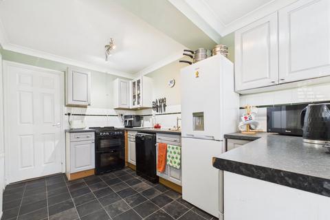 2 bedroom semi-detached house for sale, Calshot Place, Calcot, Reading, RG31