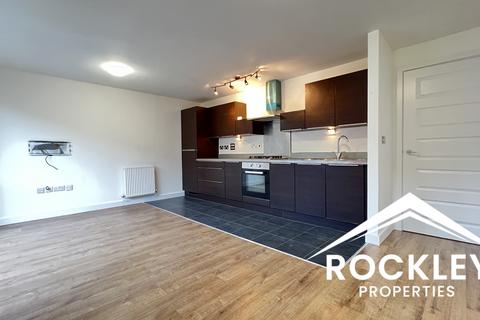 1 bedroom ground floor flat to rent, Parham Drive, Ilford IG2