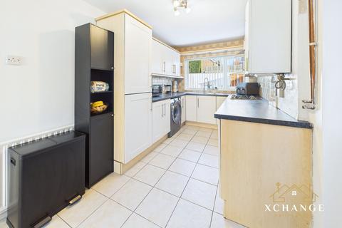 3 bedroom detached house for sale, Hoarestone Avenue, Nuneaton CV11