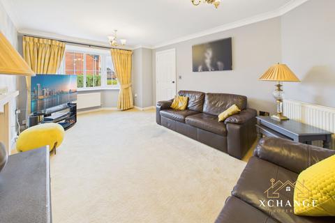 4 bedroom detached house for sale, Coombe Drive, Nuneaton CV10