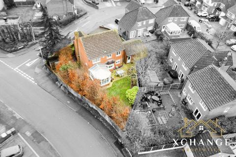 4 bedroom detached house for sale, Coombe Drive, Nuneaton CV10
