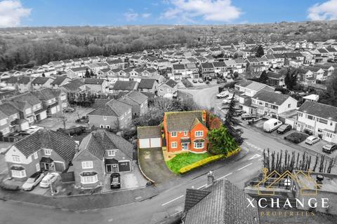 4 bedroom detached house for sale, Coombe Drive, Nuneaton CV10