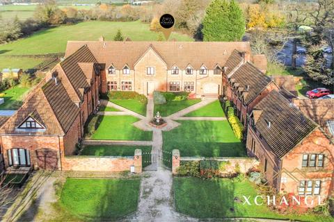 3 bedroom terraced house for sale, Mill Lane, Bedworth CV12