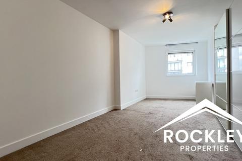 2 bedroom flat to rent, 4 Basin Approach, London E16