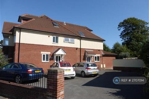 2 bedroom flat to rent, Parkwood Road, Bournemouth, BH5