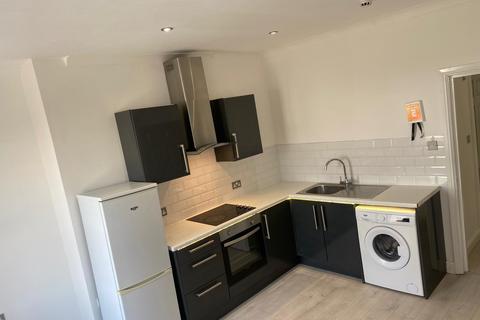 2 bedroom flat to rent, Picton Road, Wavertree L15