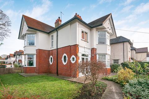 4 bedroom detached house for sale, Anlaby Park Road North, Hull HU4