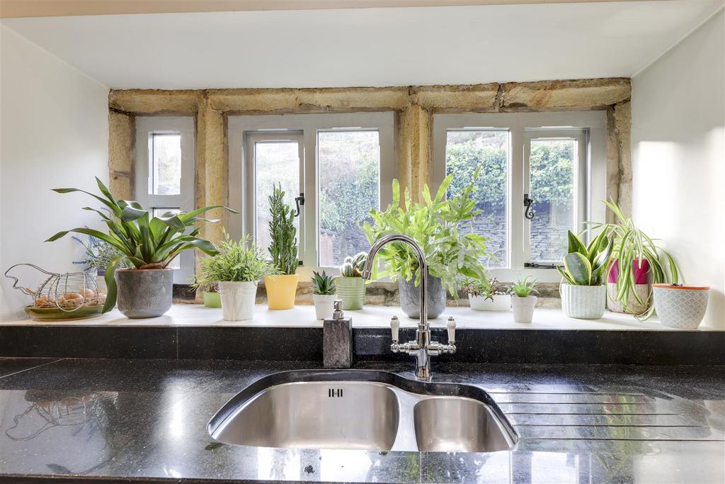 Kitchen Feature