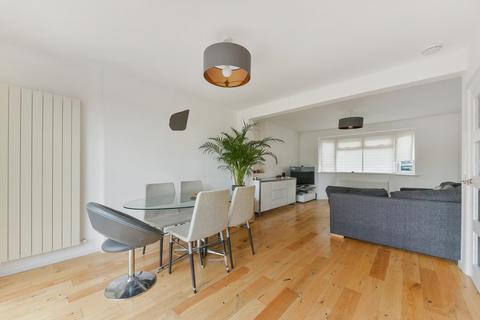 undefined, Shaldon Drive, SM4