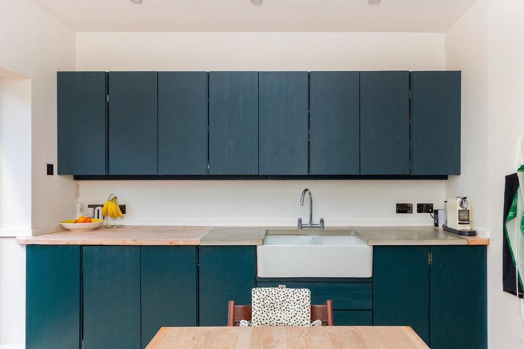 1 U1 SRBN - Kitchen Diner B.jpg