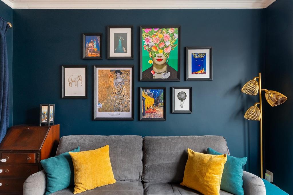 1 U1 SRBN - Living Room C.jpg