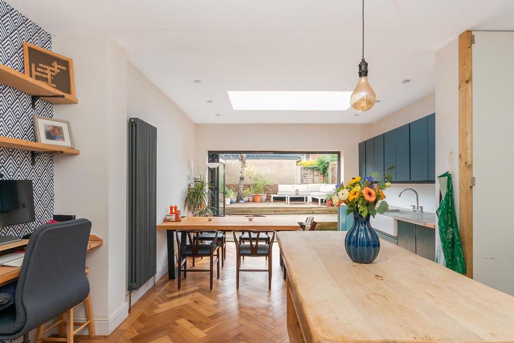 1 U1 SRBN - Kitchen Diner H.jpg