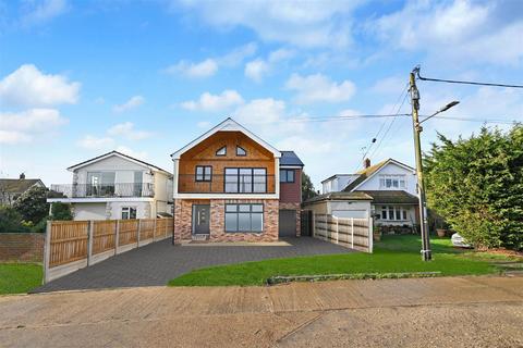 4 bedroom detached house for sale, Park Road, Canvey Island SS8