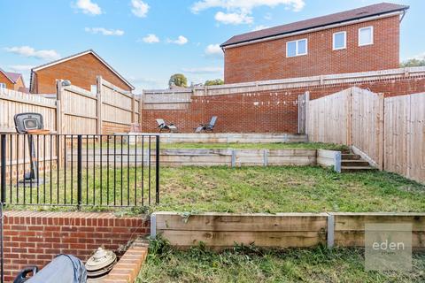 undefined, Worrall Drive, Wouldham, ME1
