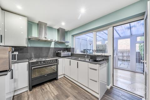 2 bedroom end of terrace house for sale, Falstone, St. John's, Woking, Surrey, GU21